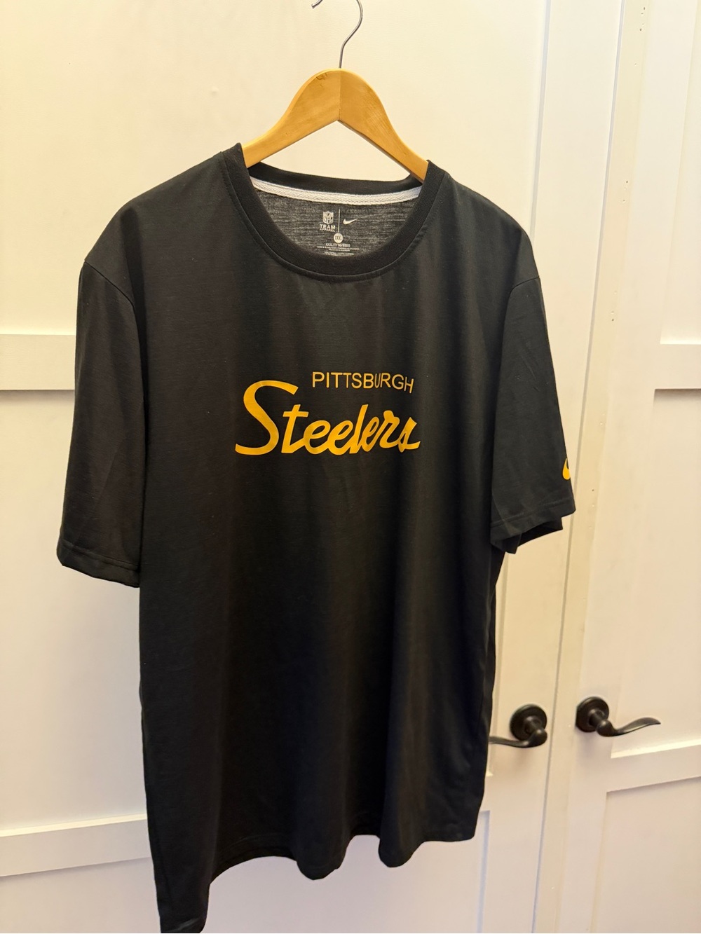 Nike Pittsburgh Steelers Black and Gold Short-Sleeve Tee